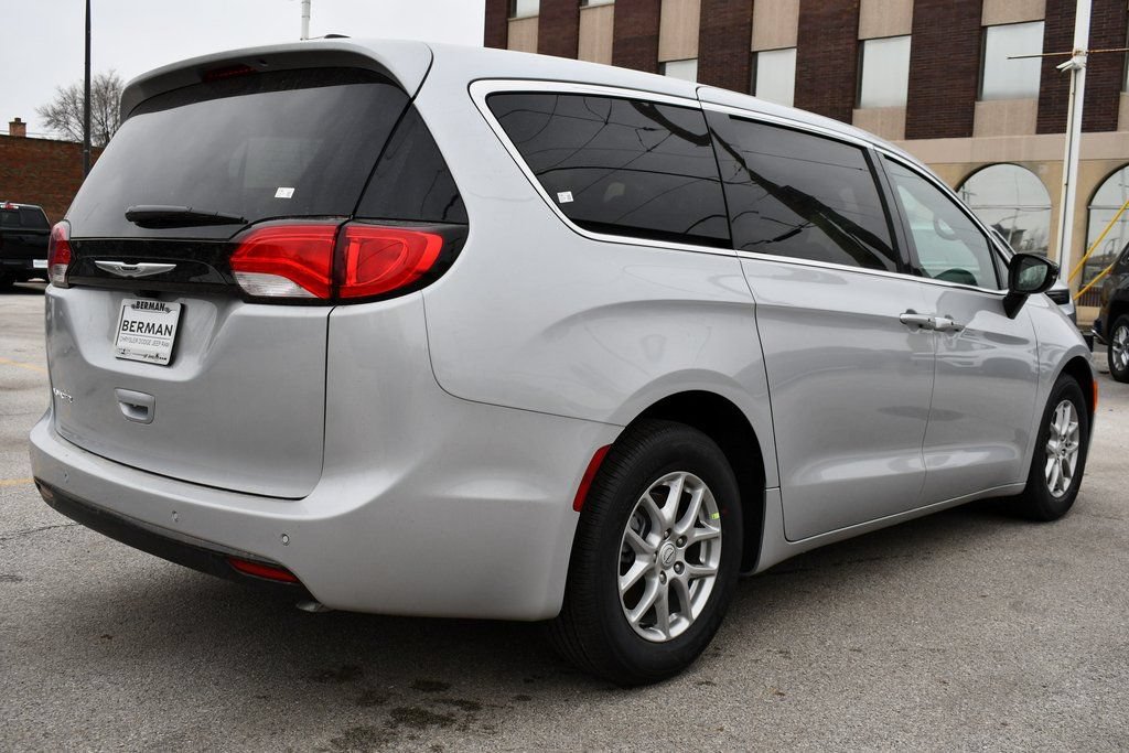 New 2026 Chrysler Voyager LX FWD image 7