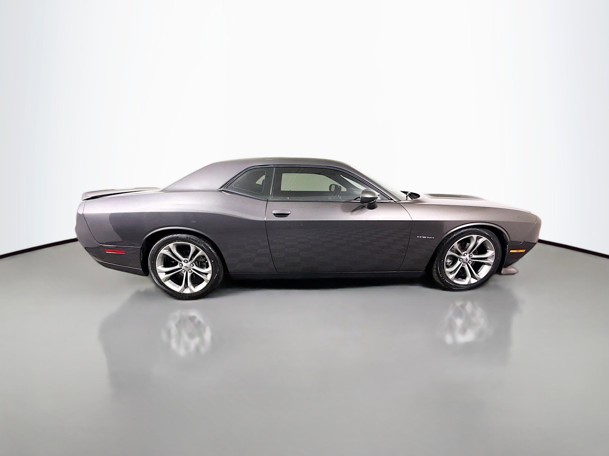 Used 2020 Dodge Challenger R/T image 11