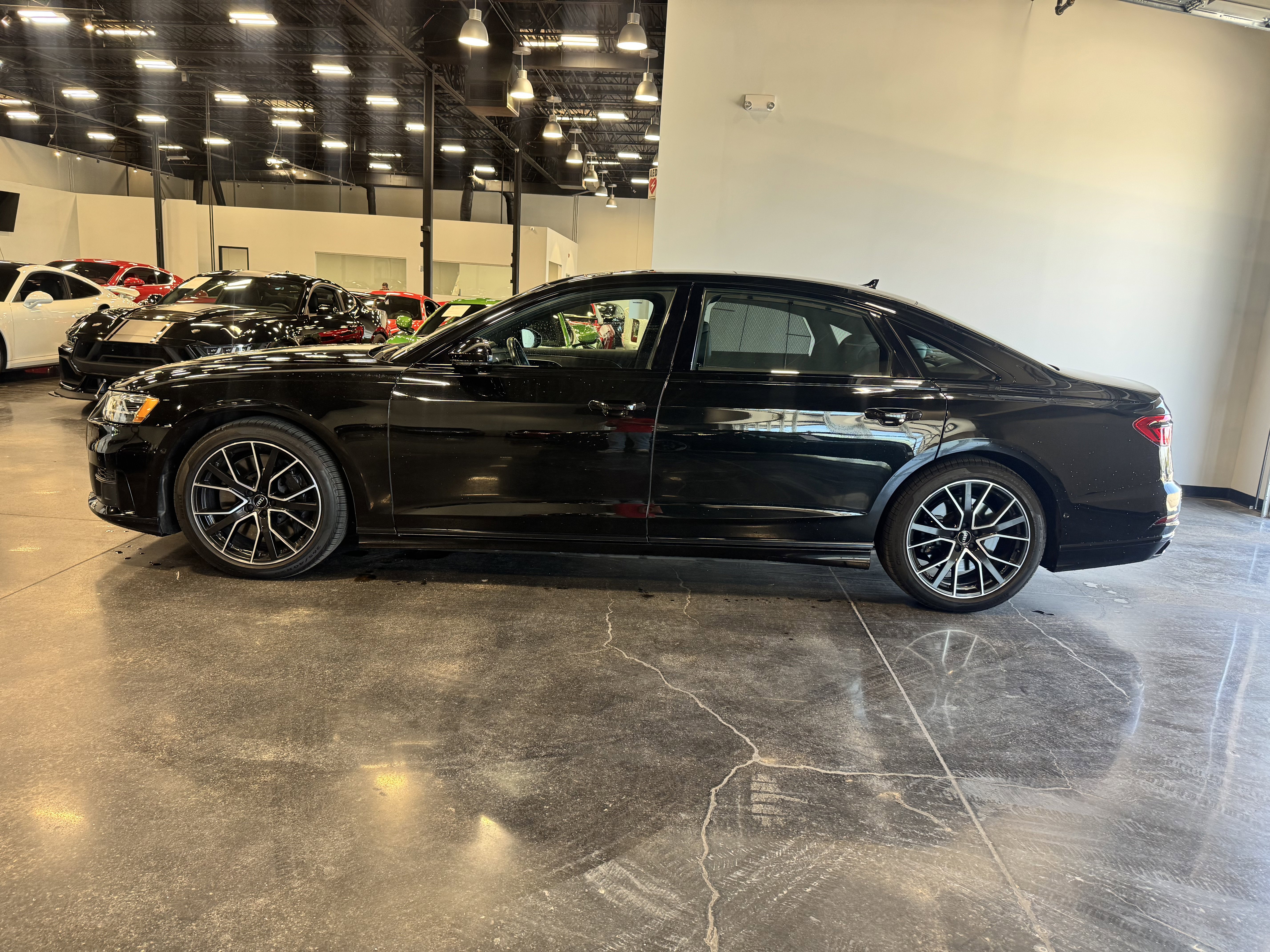 Used 2020 Audi A8 L 4.0T image 22