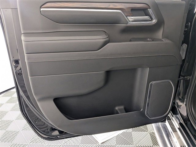 Used 2024 GMC Sierra 3500 SLT w/ SLT Premium Package image 29