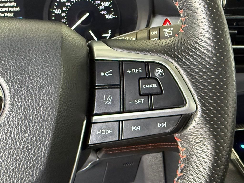 Certified 2021 Toyota Sienna XSE image 28