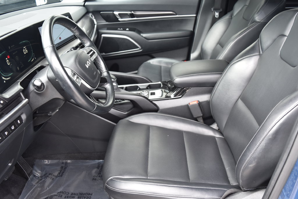 Used 2025 Kia Telluride S AWD/4WD image 8