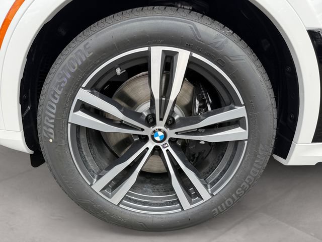 New 2027 BMW X7 xDrive40i w/ M Sport Package AWD/4WD image 14