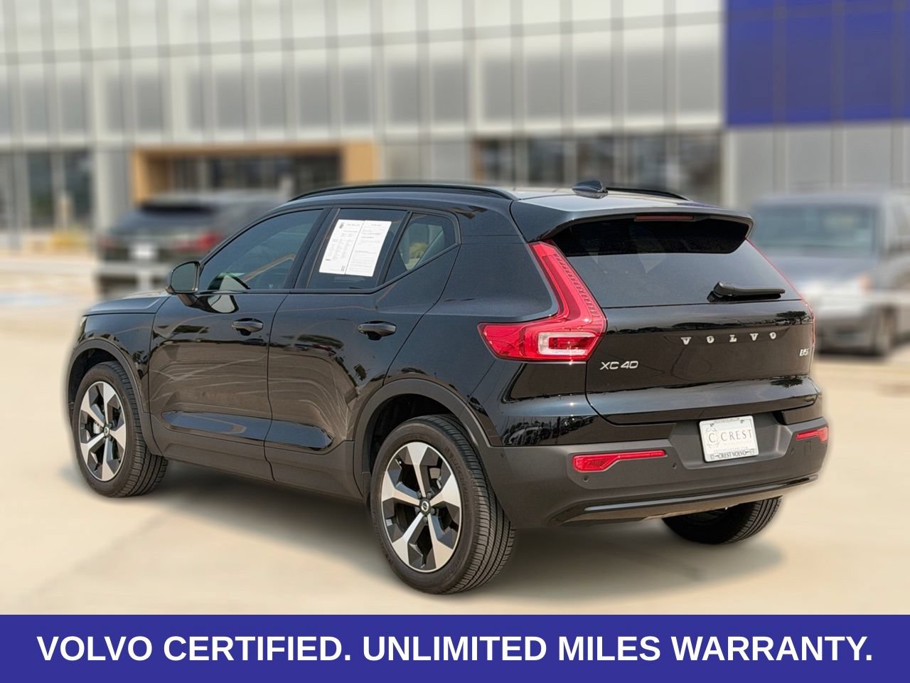 Certified 2026 Volvo XC40 B5 Plus AWD/4WD image 6