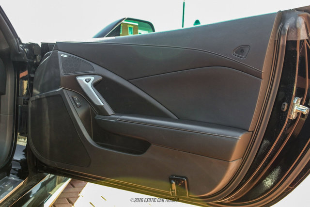 Used 2016 Chevrolet Corvette Z06 w/ Z07 Performance Package RWD image 38