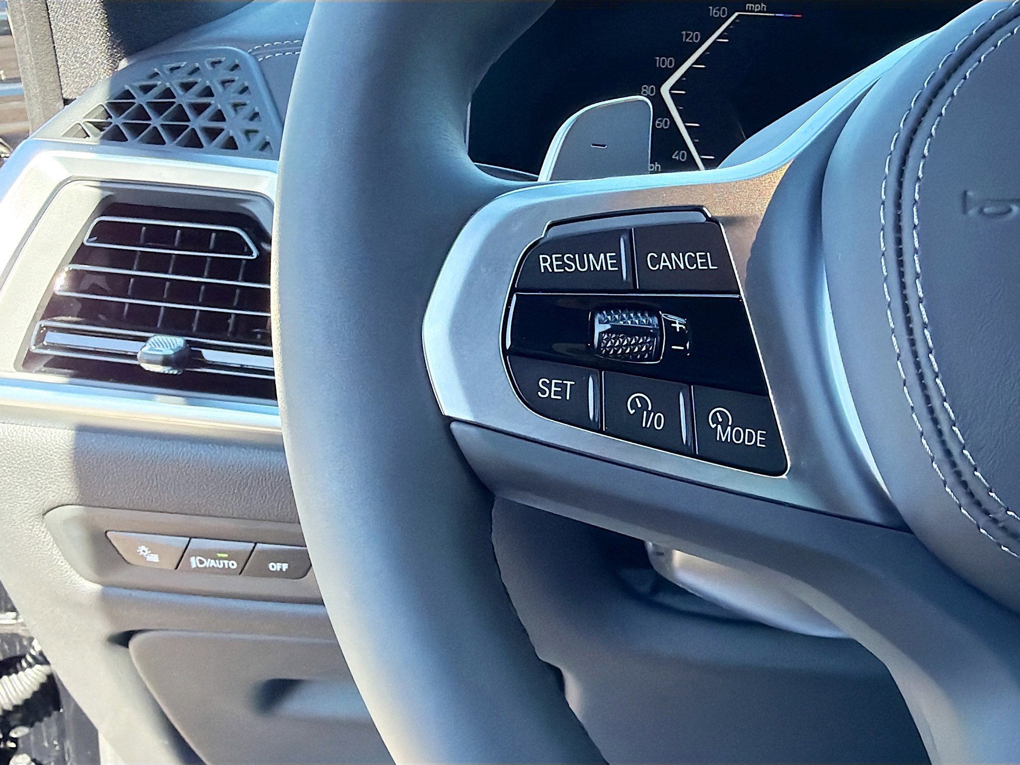 New 2026 BMW X5 sDrive40i image 37