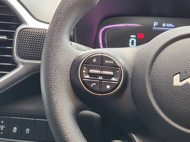 Used 2024 Kia Soul LX w/ Option Group 015 FWD image 28