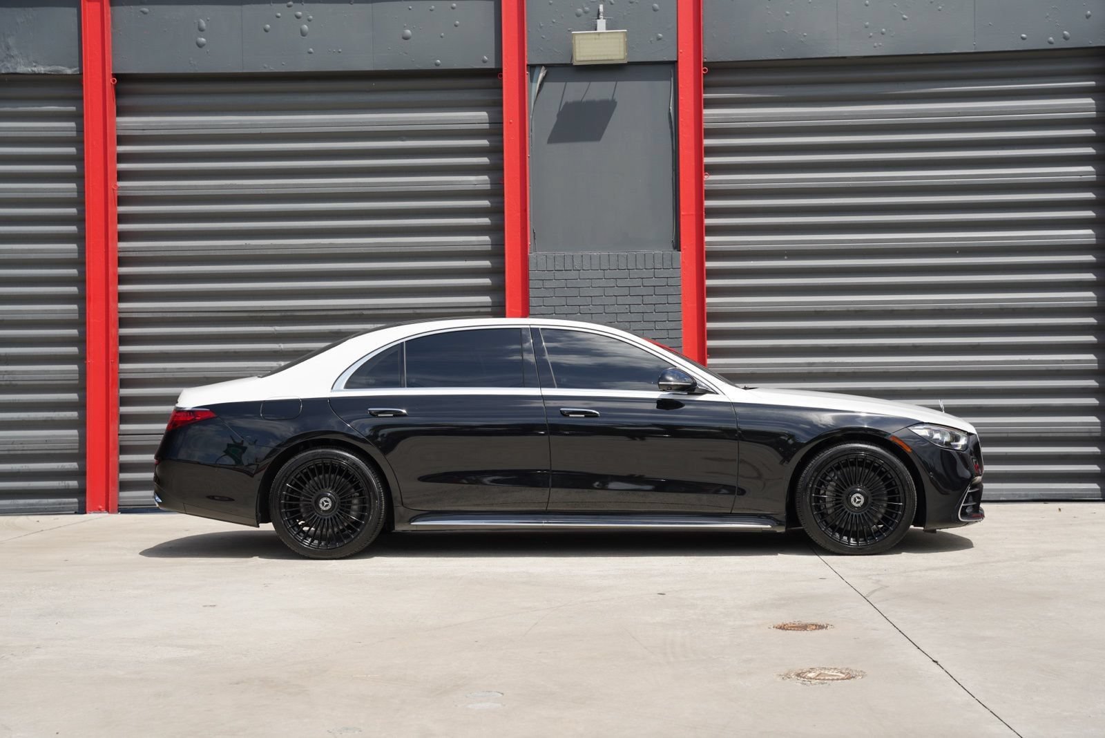 Used 2024 Mercedes-Benz S 580 4MATIC Sedan w/ AMG Line image 13