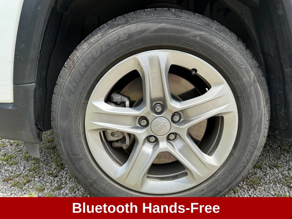 Used 2024 Jeep Compass Latitude AWD/4WD image 11