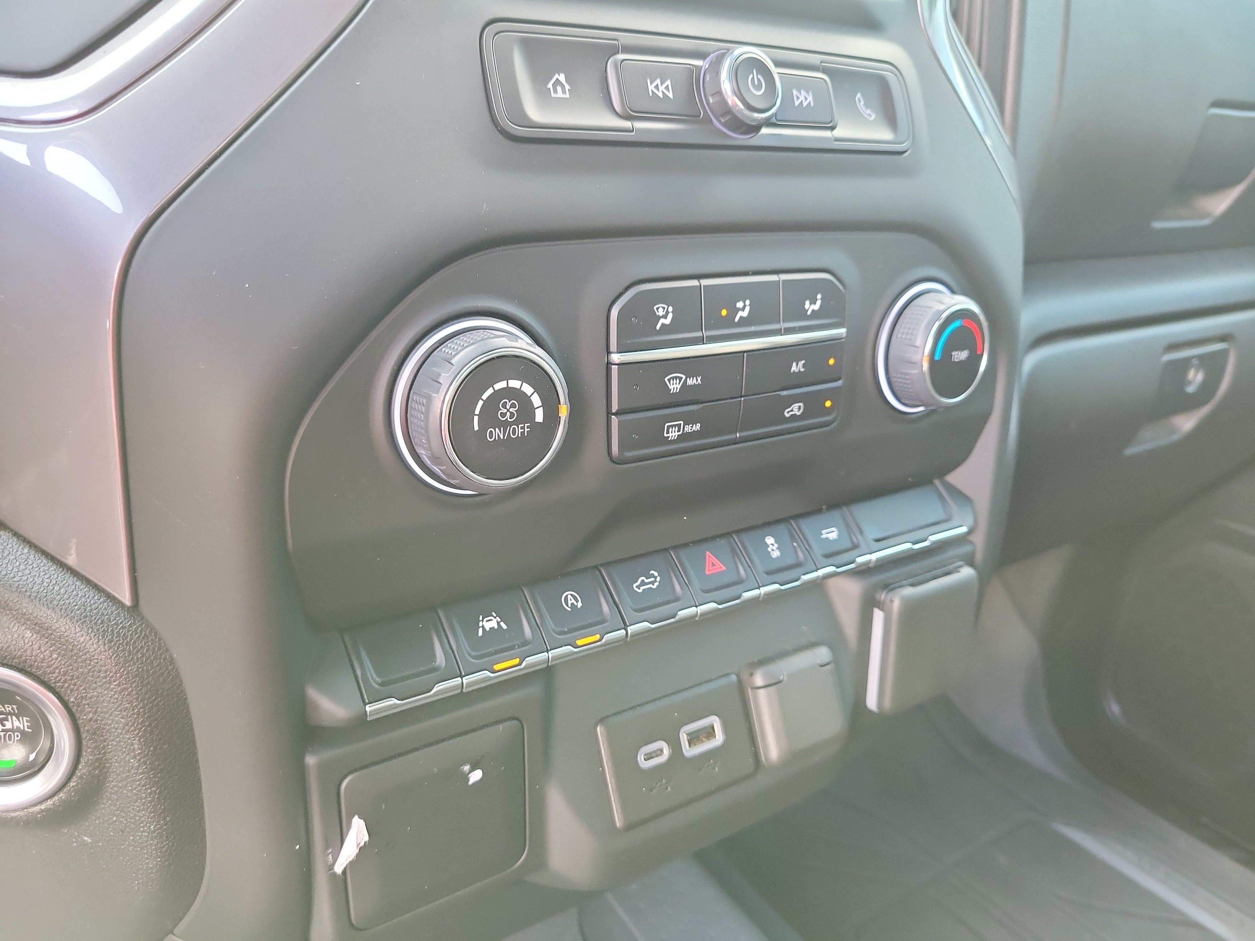 Used 2024 Chevrolet Silverado 1500 Custom RWD image 28