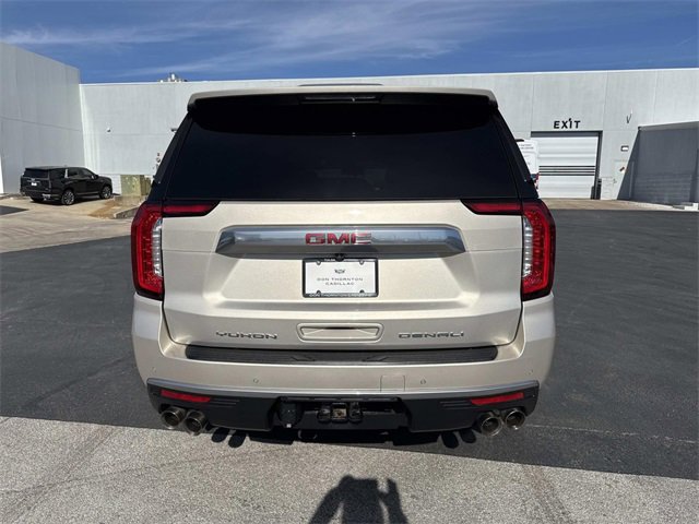 Used 2024 GMC Yukon XL Denali image 3