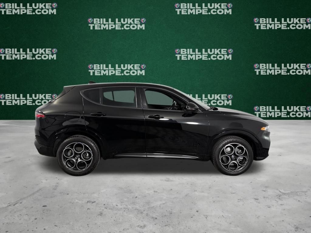 Used 2025 Alfa Romeo Tonale image 6