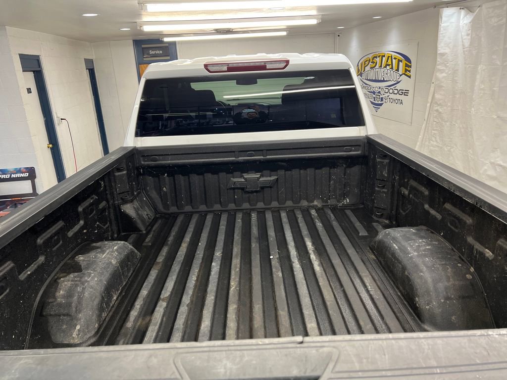 Used 2024 Chevrolet Silverado 2500 LT AWD/4WD image 18