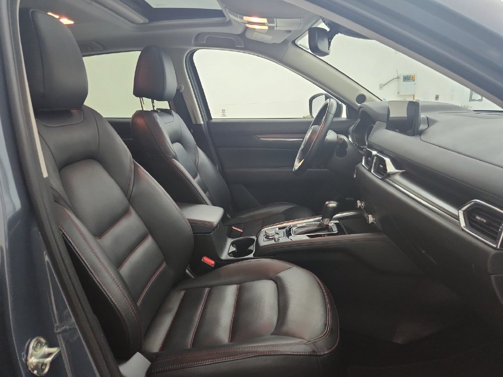 Used 2025 MAZDA CX-5 Carbon Edition AWD/4WD image 36
