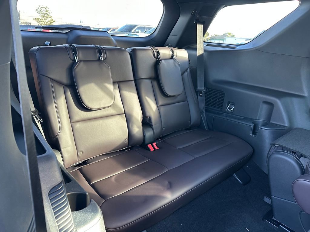 New 2025 Ford Explorer Platinum image 57