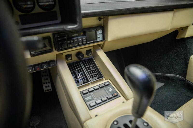 Used 1989 Lamborghini Countach Coupe RWD image 14