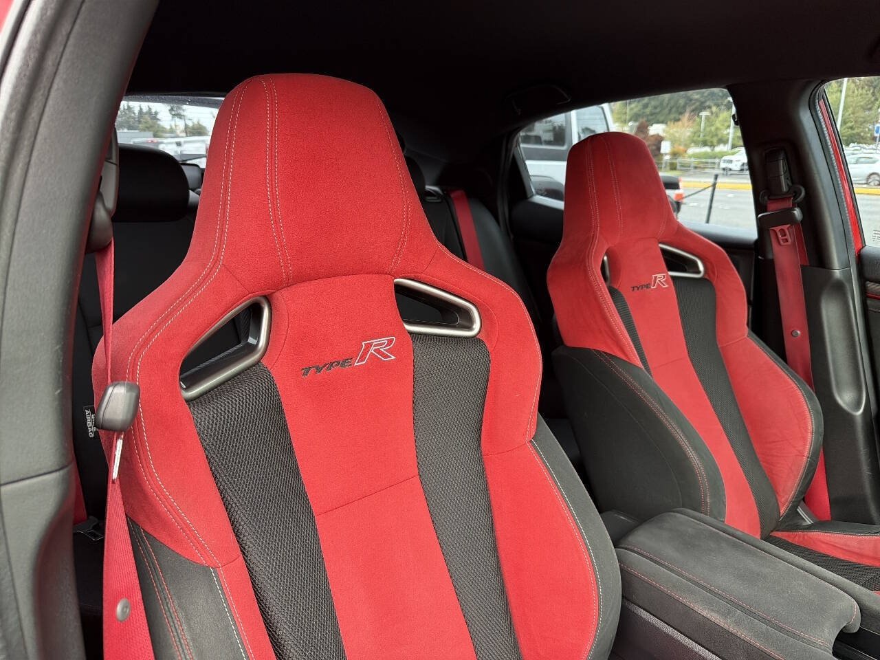 Used 2018 Honda Civic Type R image 16