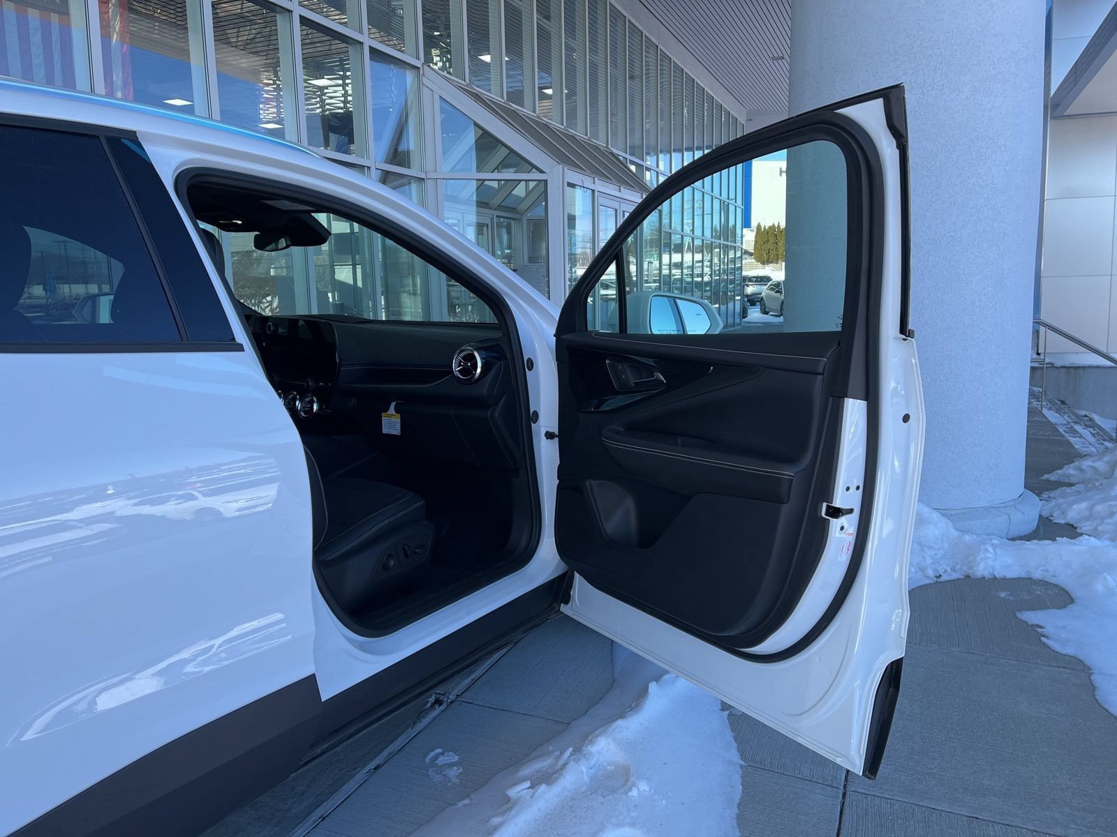 New 2024 Chevrolet Blazer EV LT AWD/4WD image 22