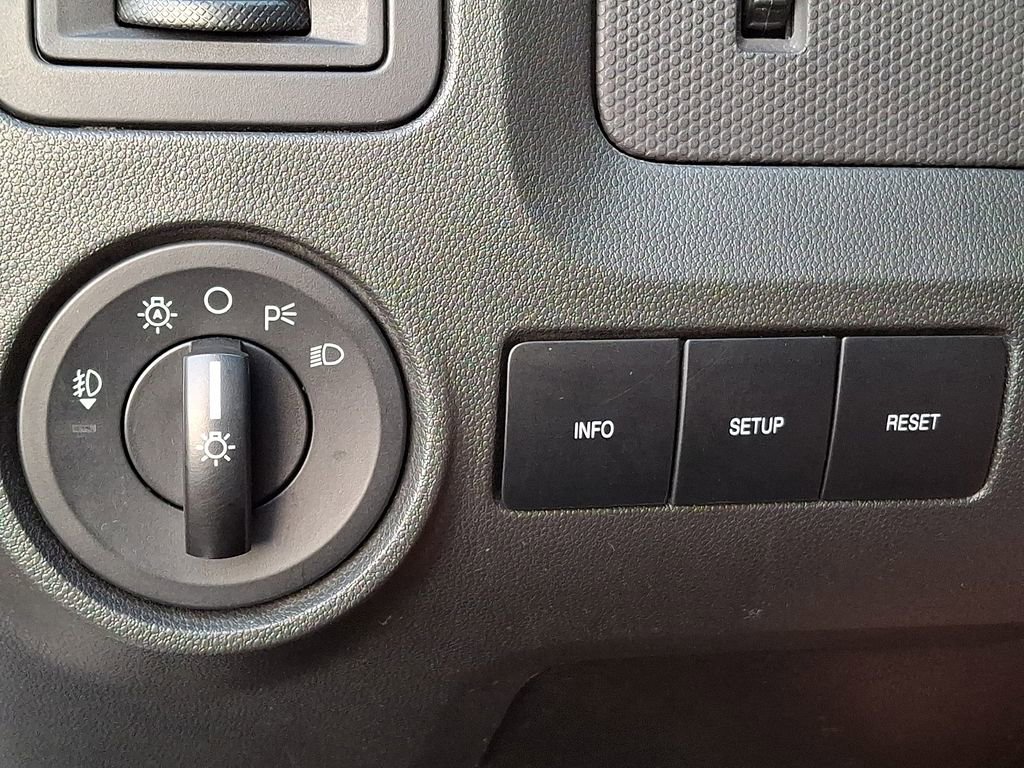 Used 2012 Ford Escape XLT AWD/4WD image 24