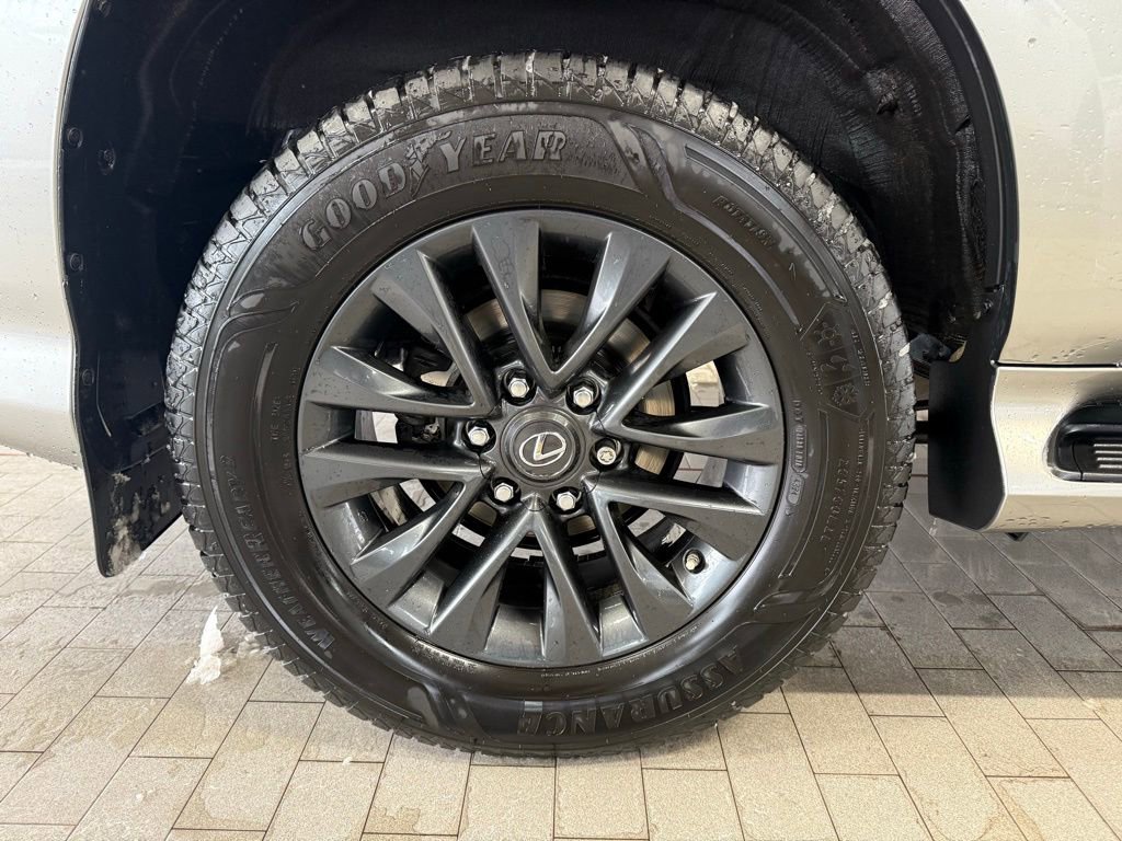 Used 2021 Lexus GX 460 Premium w/ Premium Package image 28