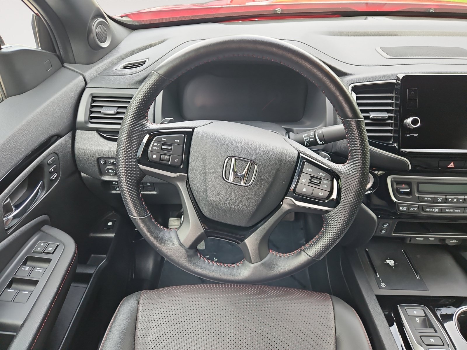 Used 2024 Honda Ridgeline Black Edition image 12