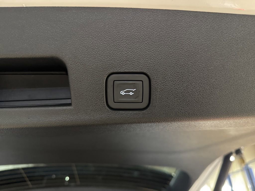 New 2026 GMC Acadia Elevation w/ Black Edition image 15