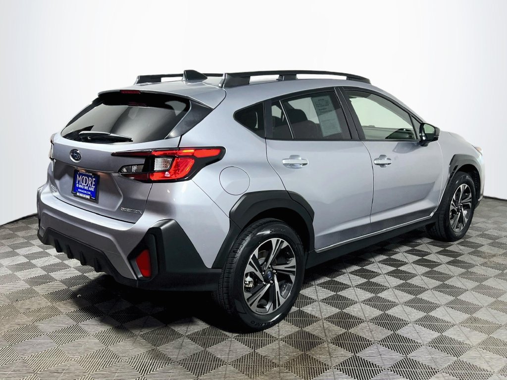 Used 2025 Subaru Crosstrek 2.5i Premium AWD/4WD image 7