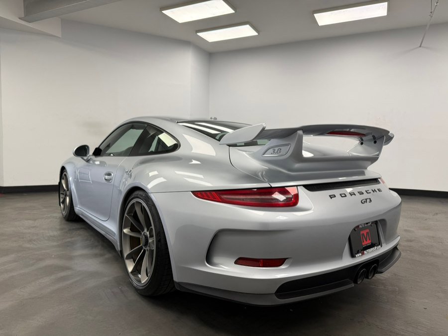 Used 2014 Porsche 911 GT3 RWD image 11