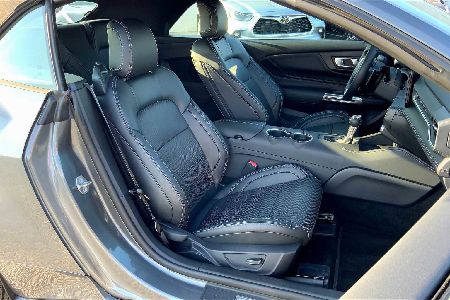 Certified 2025 Ford Mustang GT Premium image 8