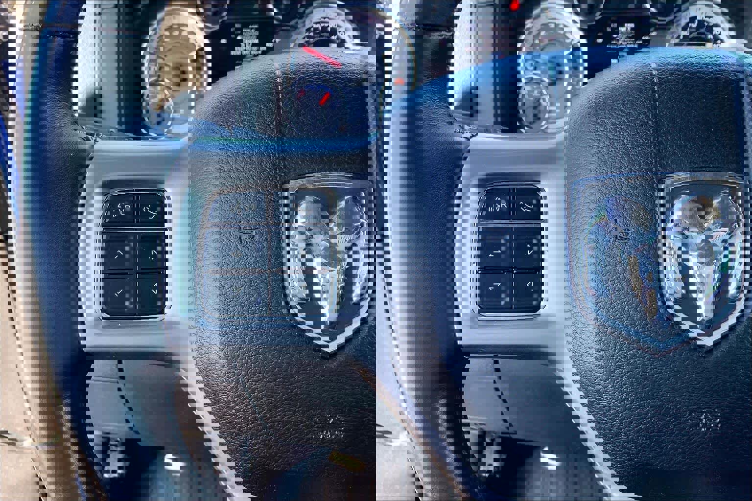 Used 2016 RAM 2500 Laramie image 24