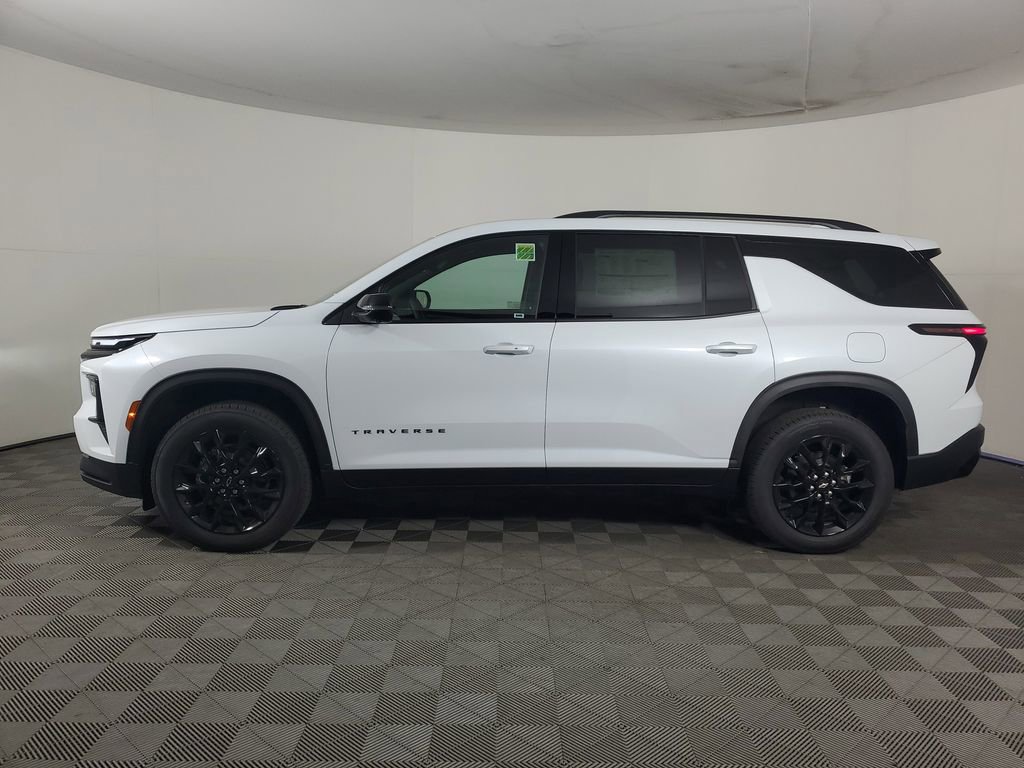 New 2026 Chevrolet Traverse LT w/ Midnight/Sport Edition FWD image 7