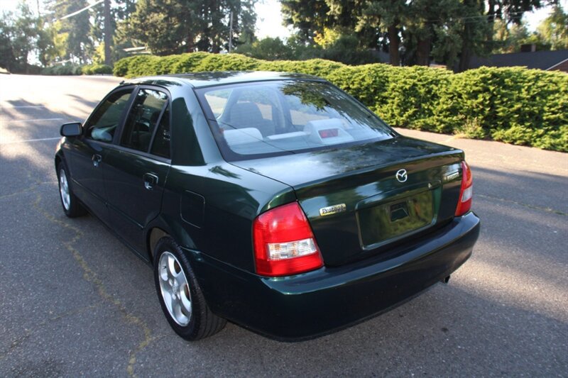 Used 1999 MAZDA Protege ES FWD image 4
