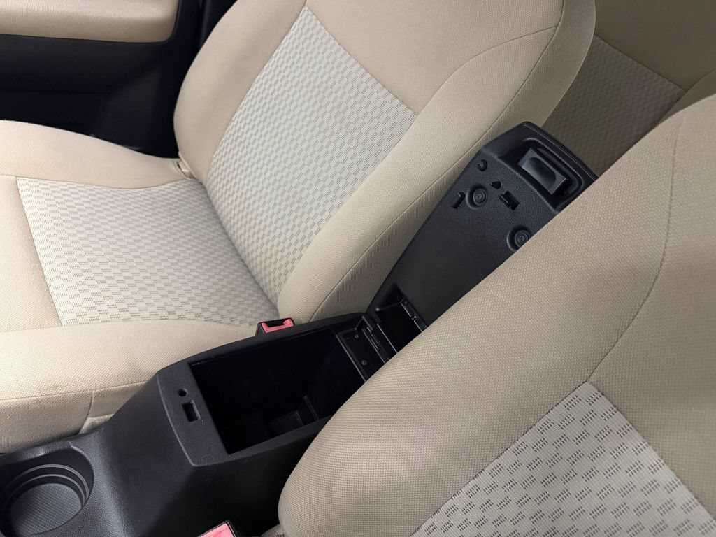 Used 2012 GMC Canyon SLE AWD/4WD image 28