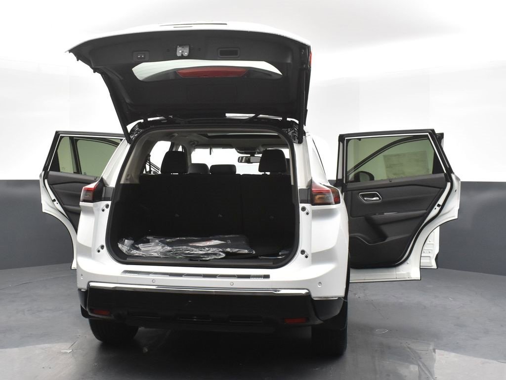 New 2026 Nissan Rogue Platinum image 36