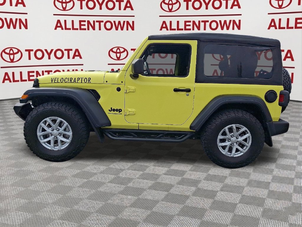 Used 2023 Jeep Wrangler Sport AWD/4WD image 4