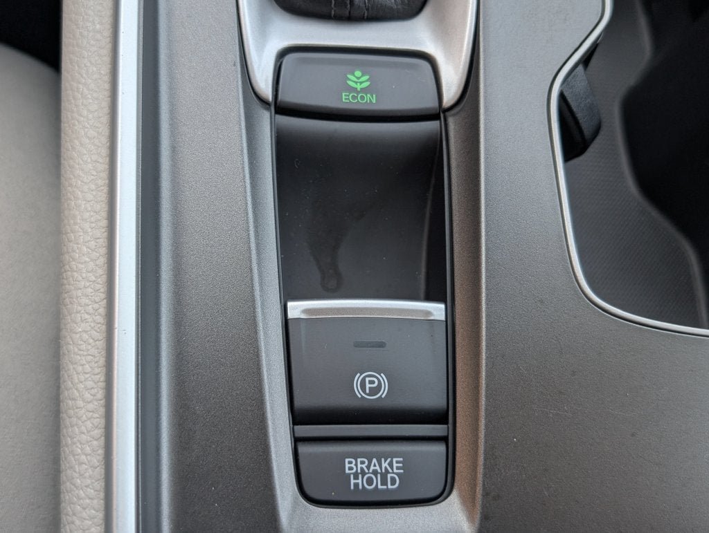 Used 2020 Honda Accord EX image 24