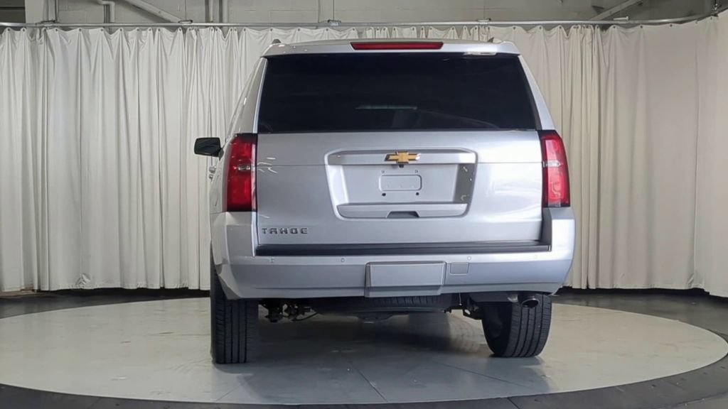 Used 2017 Chevrolet Tahoe LT w/ LT Signature Package AWD/4WD image 9
