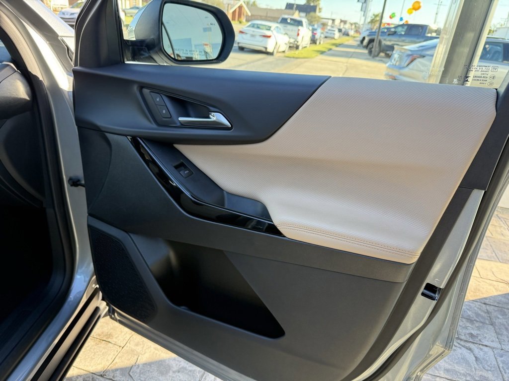 New 2026 Chevrolet Equinox ACTIV w/ Convenience Package III image 59