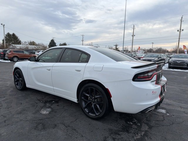 Used 2023 Dodge Charger SXT w/ Blacktop Package image 5