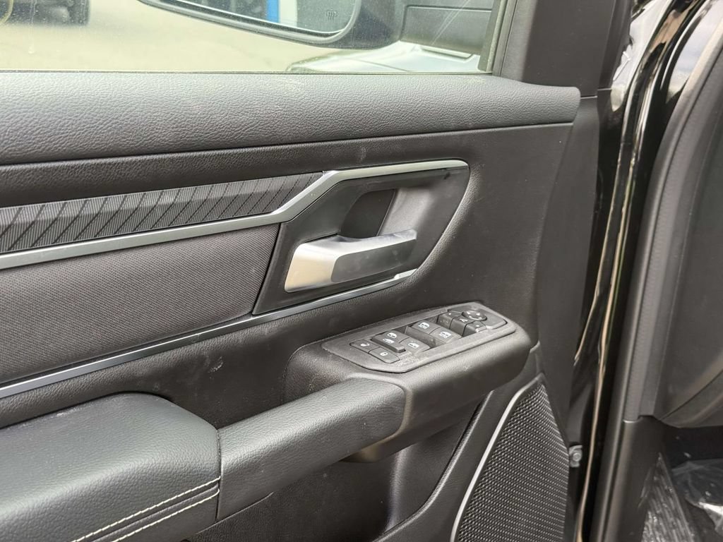 New 2026 RAM 1500 Big Horn AWD/4WD image 32