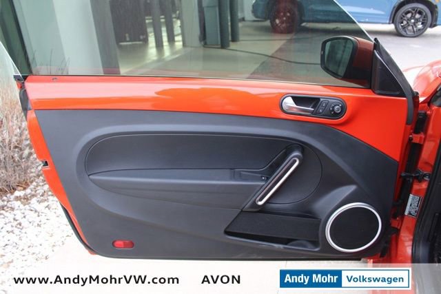 Used 2019 Volkswagen Beetle 2.0T SE image 18