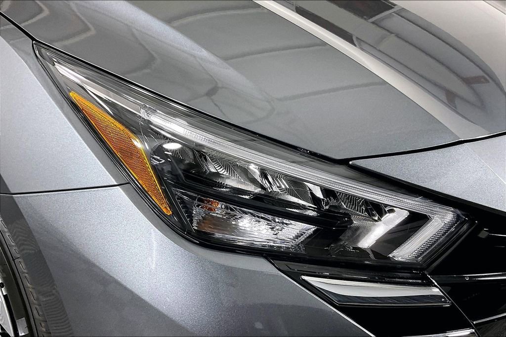 New 2025 Nissan Versa S w/ Trunk Package image 33