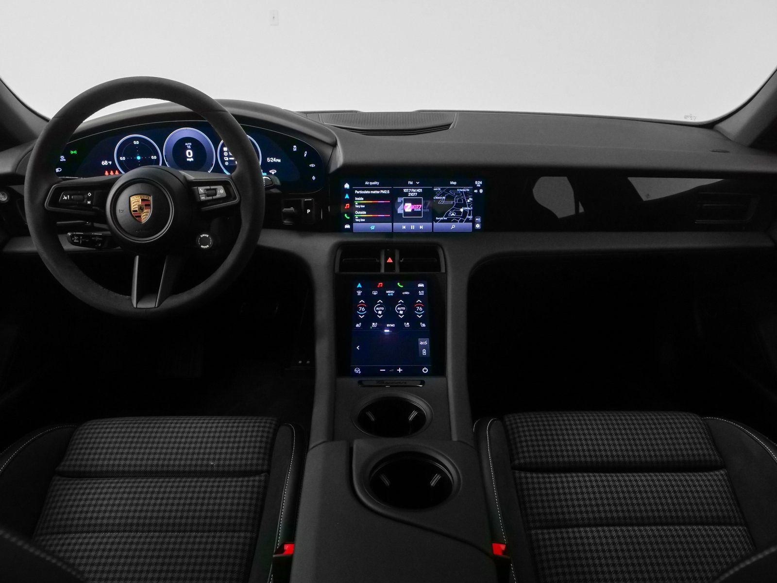 New 2025 Porsche Taycan image 30