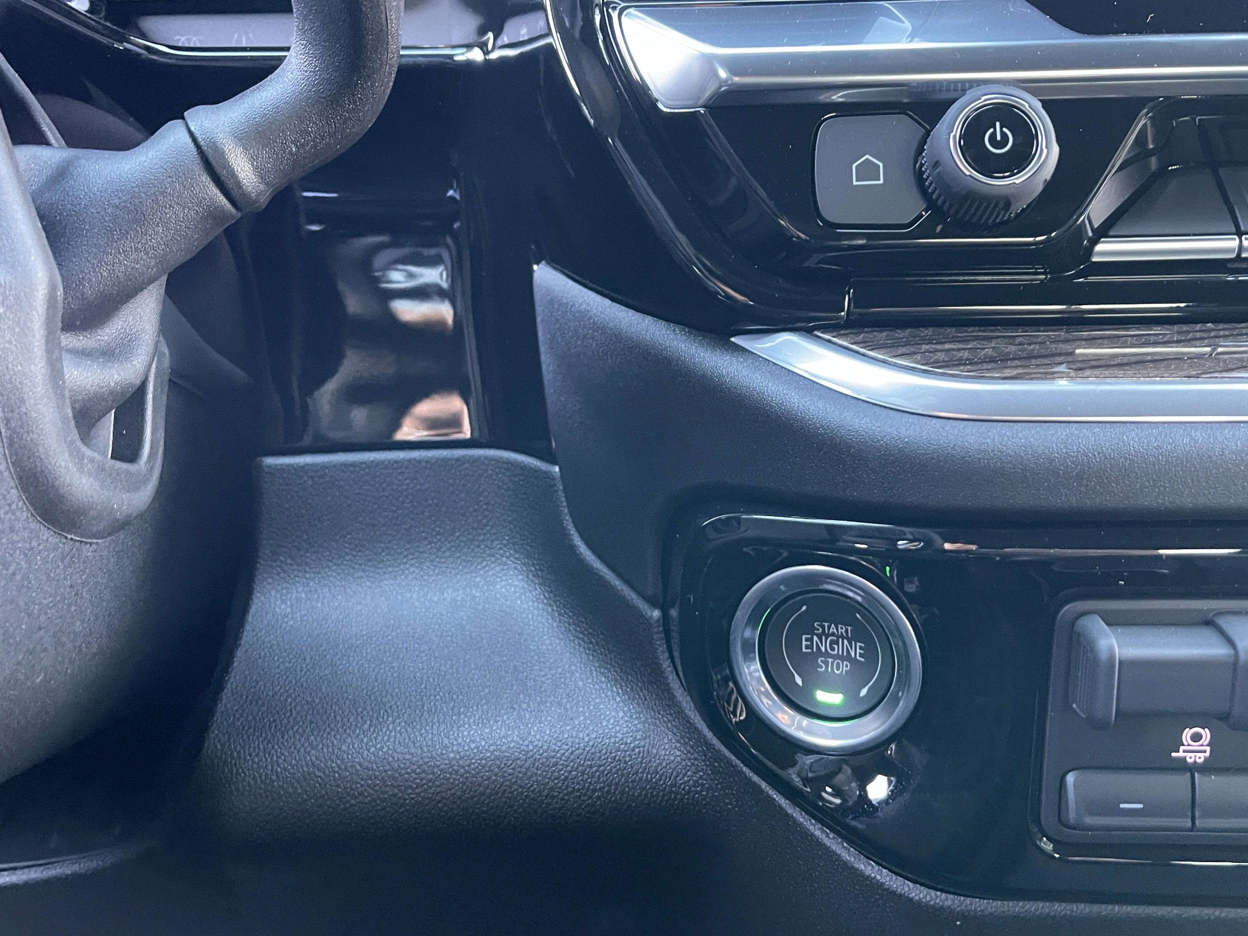 New 2026 Chevrolet Silverado 2500 LT w/ Z71 Chrome Sport Edition image 28