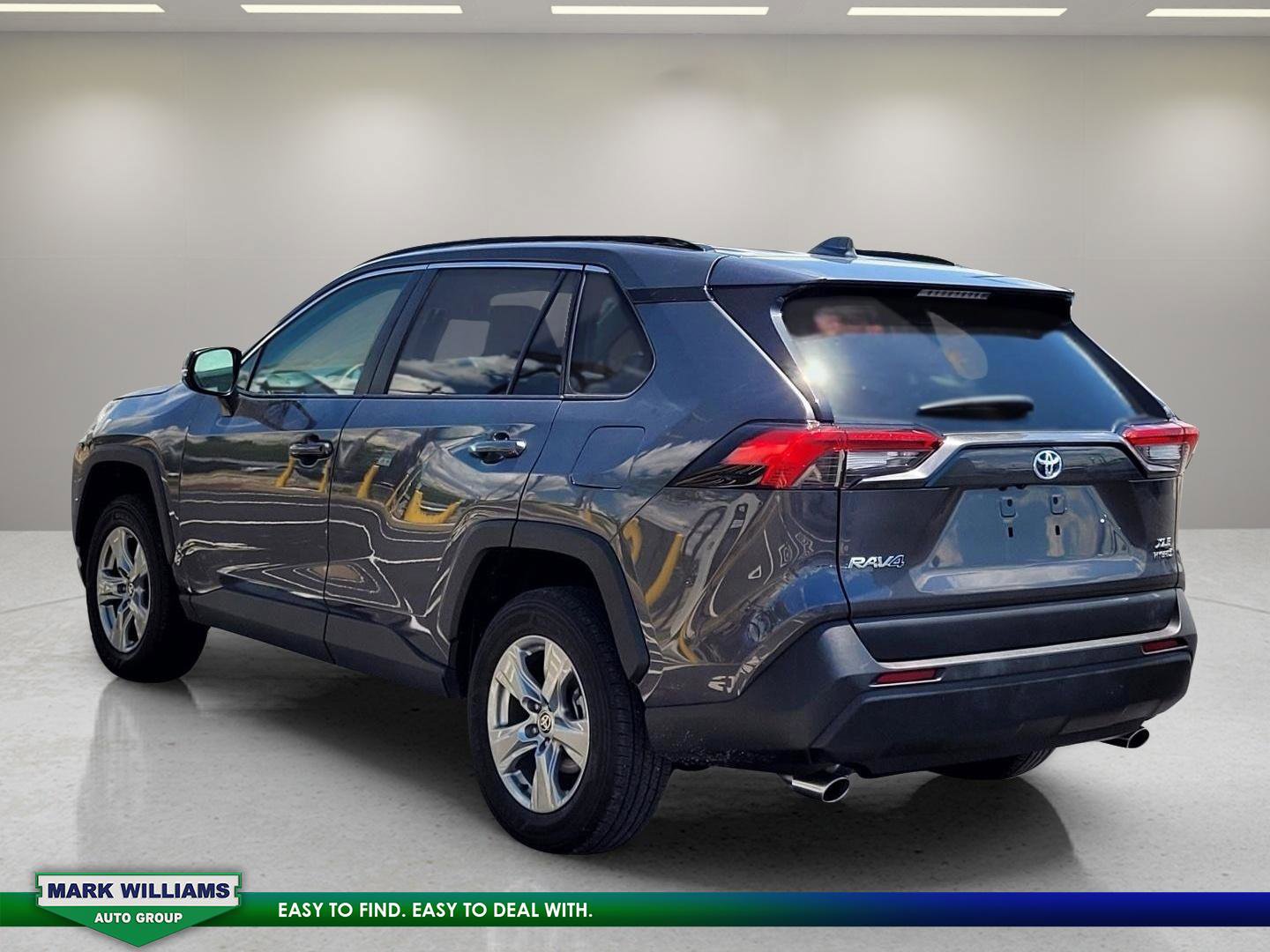 Used 2024 Toyota RAV4 XLE image 6