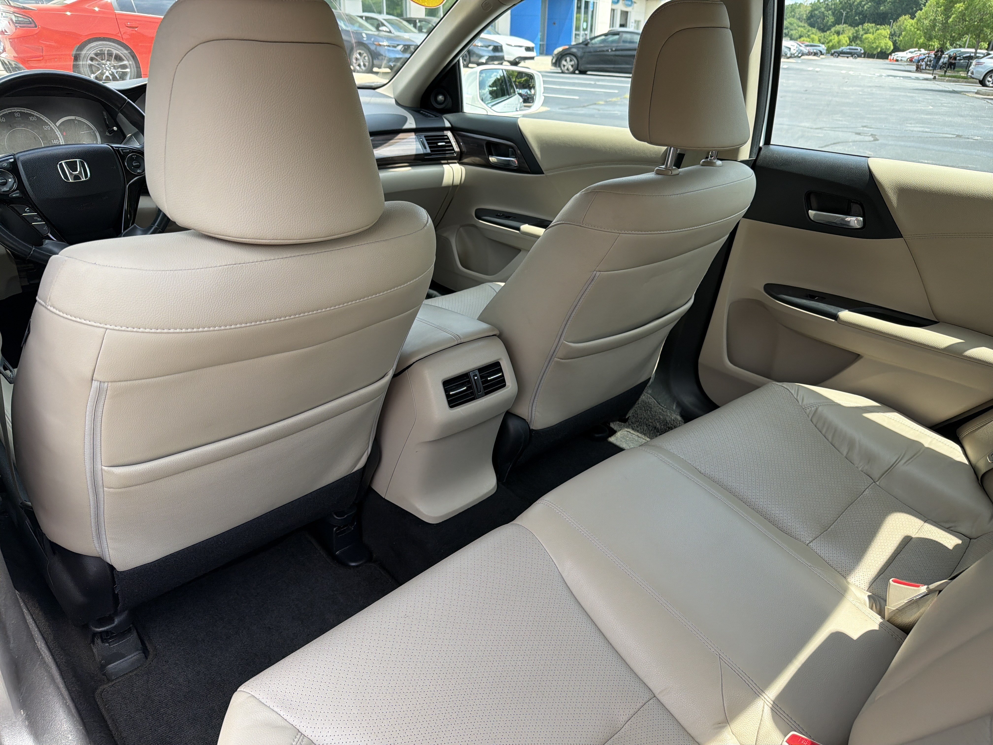 Used 2017 Honda Accord EX-L image 19