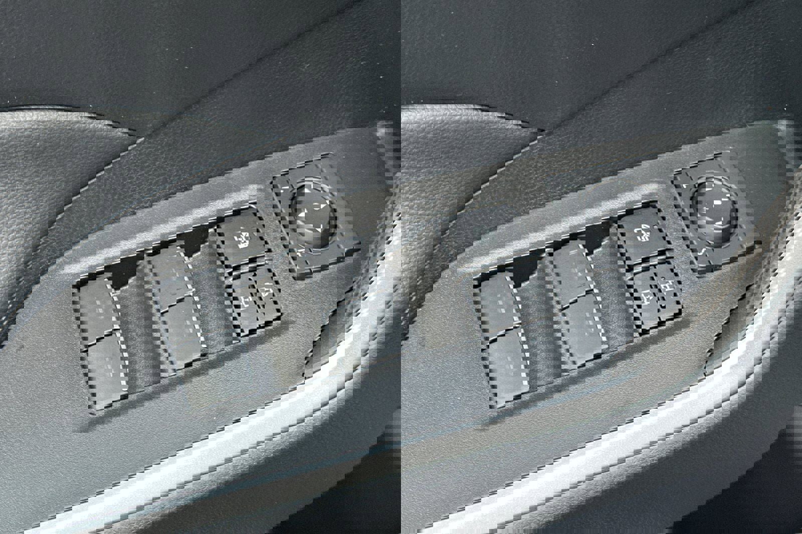 New 2025 Toyota RAV4 XLE Premium image 13