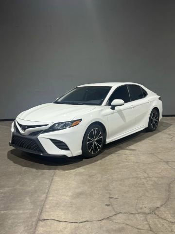 Used 2018 Toyota Camry SE