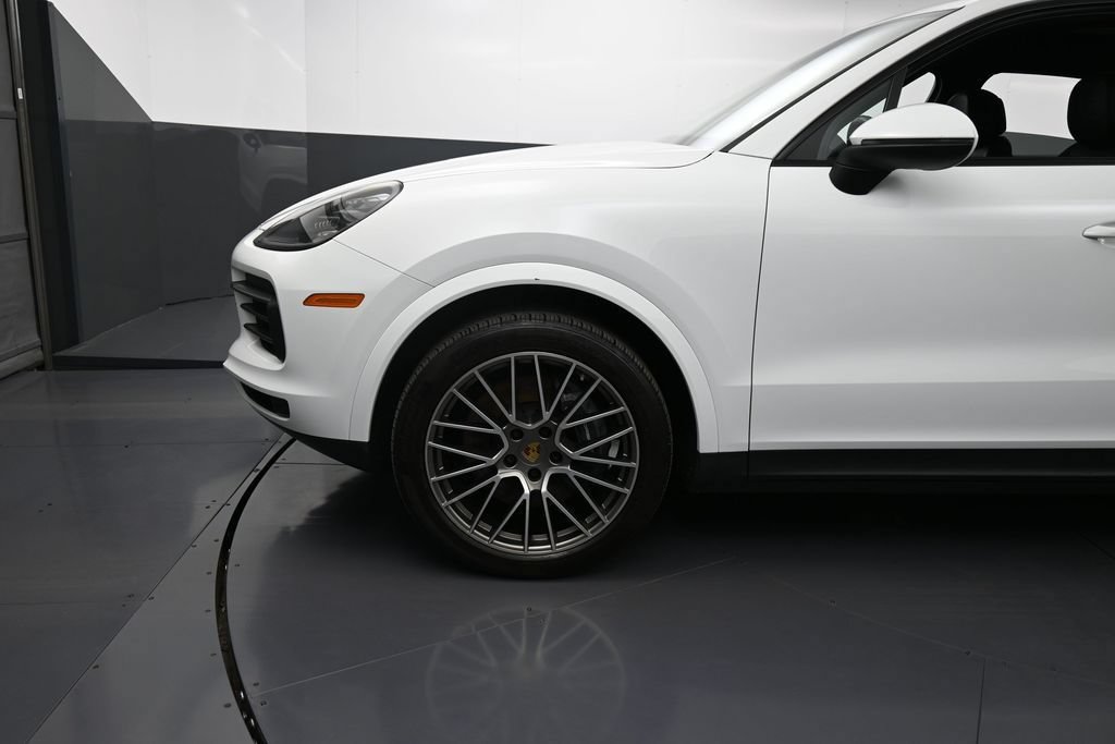 Certified 2022 Porsche Cayenne Platinum Edition AWD/4WD image 12