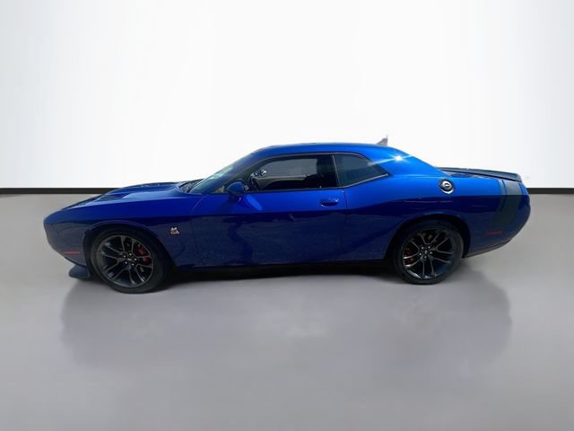 Used 2022 Dodge Challenger R/T Scat Pack w/ Scat Pack Stripe RWD image 9